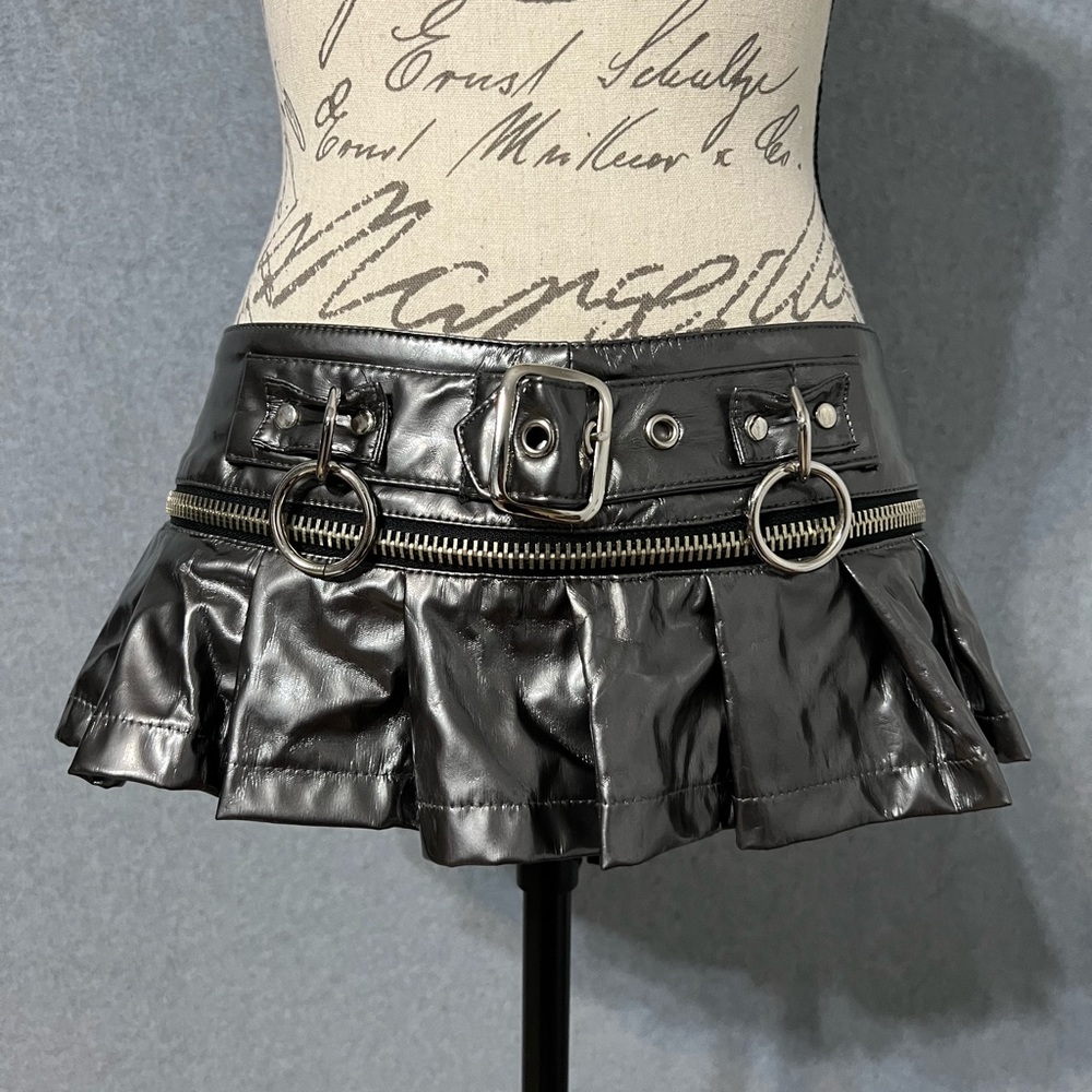 Lip Service VICE Silver Micro Mini Skirt silver faux leather size Medium